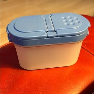 Small vintage Tupperware spice shaker